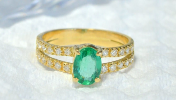 Anel de Formatura ND 07 em Ouro 18K