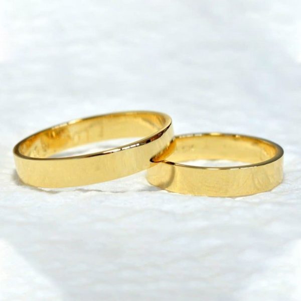 Alianças Quadradas 4,0mm - Ouro 18K