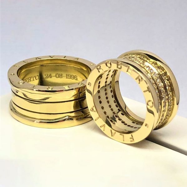 Alianças Cravejadas Internamente de Diamantes com Bordas Altas - Ouro 18K