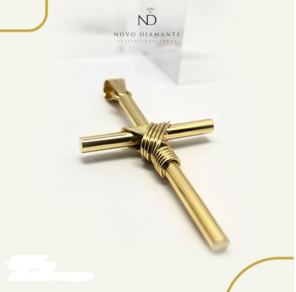 Cruz em Ouro 18K